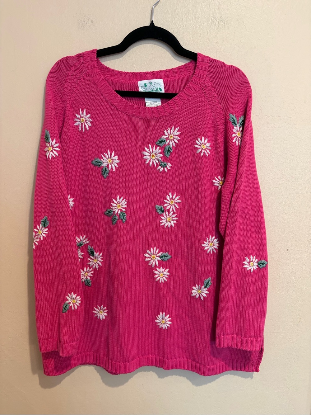 Vintage Quacker Factory Hot Pink Knit Sweater s/ White Embroidered Daisies, 1X